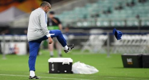 ميرور توضح.. لماذا ترك ساري تدريب تشيلسي غاضبًا؟